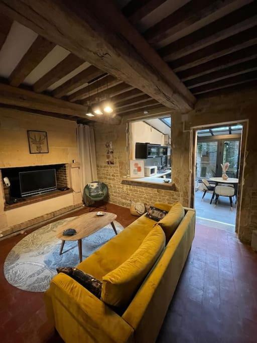 Sublime Appartement Typique Hypercentre Caen Exterior foto